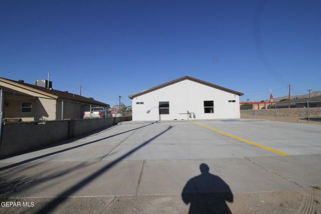 517 VAL VERDE Street B, El Paso, TX 79905