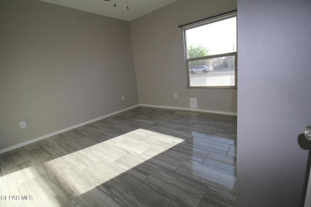 517 VAL VERDE Street B, El Paso, TX 79905