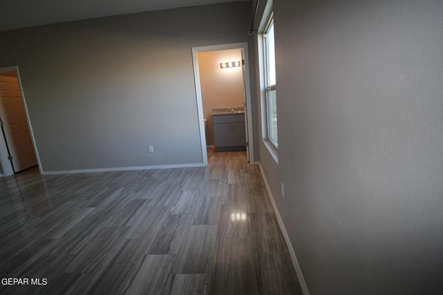 517 VAL VERDE Street B, El Paso, TX 79905
