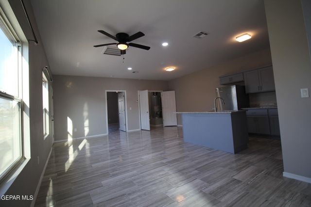 517 VAL VERDE Street B, El Paso, TX 79905