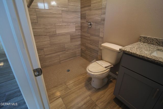 517 VAL VERDE Street B, El Paso, TX 79905