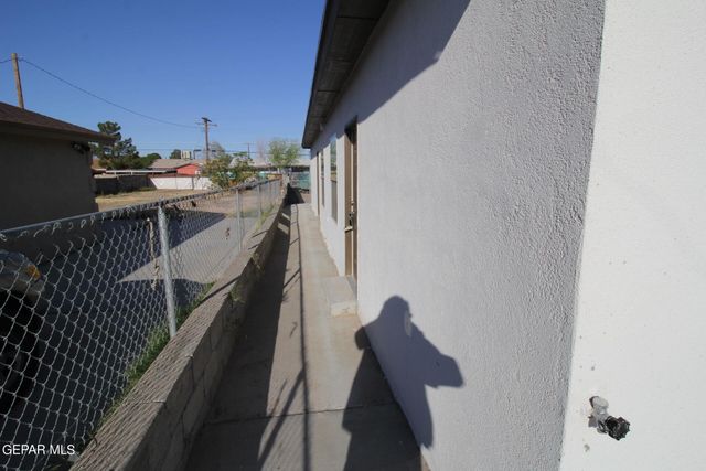 517 VAL VERDE Street B, El Paso, TX 79905