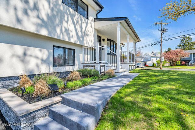 300 10th Avenue, Spring Lake Heights, NJ 07762