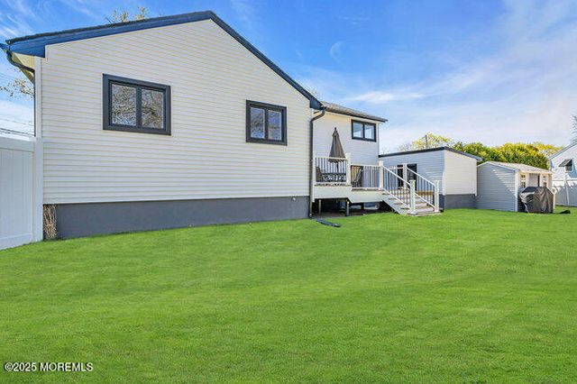300 10th Avenue, Spring Lake Heights, NJ 07762