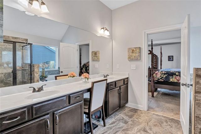 2722 Dayview Lane, Atlanta, GA 30331