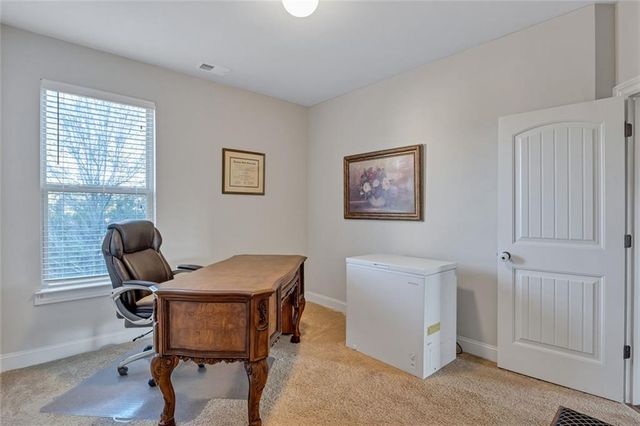 2722 Dayview Lane, Atlanta, GA 30331