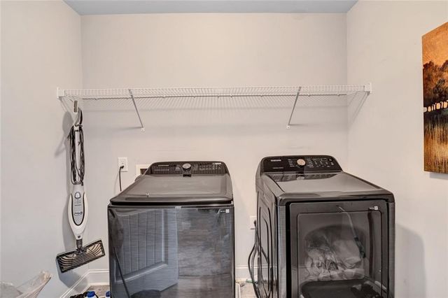 2722 Dayview Lane, Atlanta, GA 30331