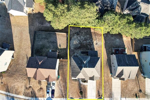 2722 Dayview Lane, Atlanta, GA 30331