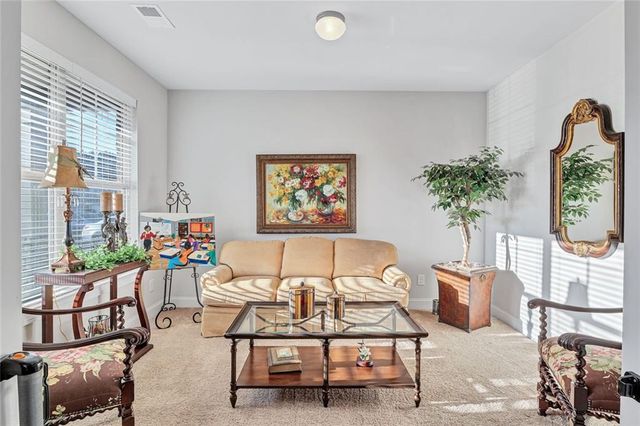 2722 Dayview Lane, Atlanta, GA 30331