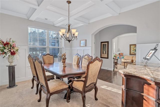 2722 Dayview Lane, Atlanta, GA 30331