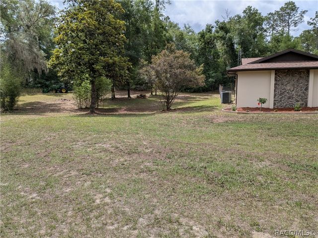 7030 E Oak Forest Street, Floral City, FL 34436