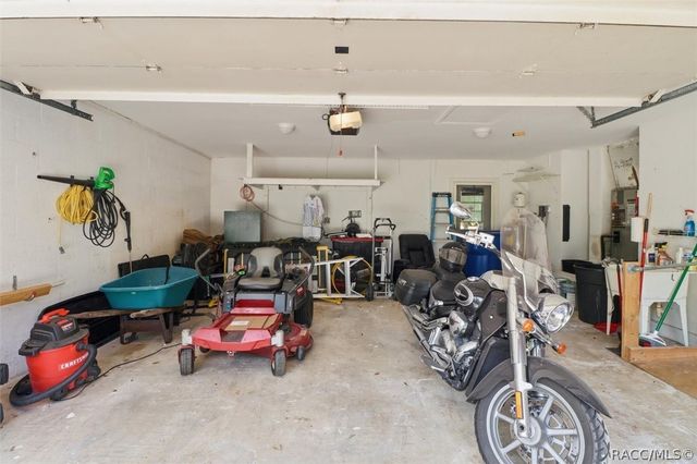 7030 E Oak Forest Street, Floral City, FL 34436