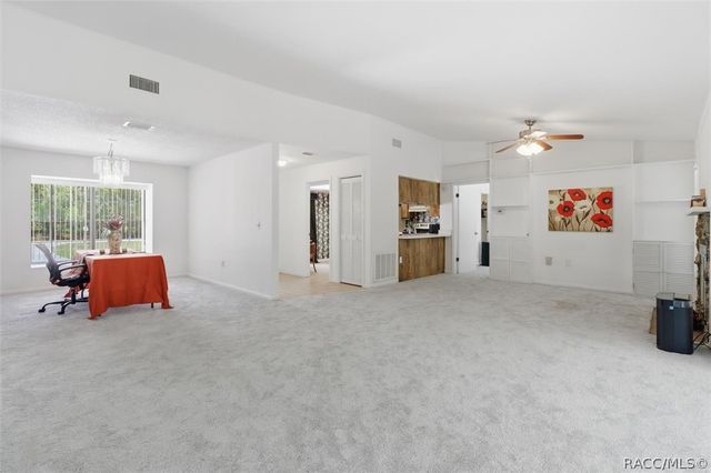 7030 E Oak Forest Street, Floral City, FL 34436