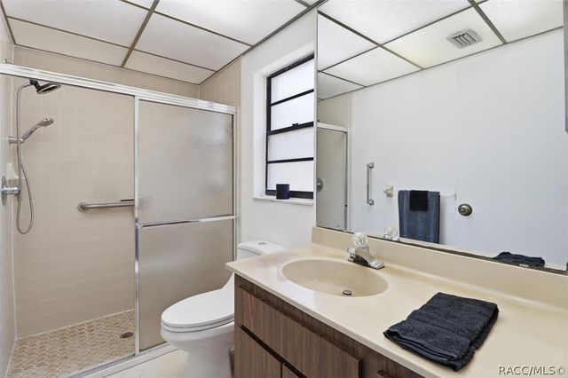 7030 E Oak Forest Street, Floral City, FL 34436