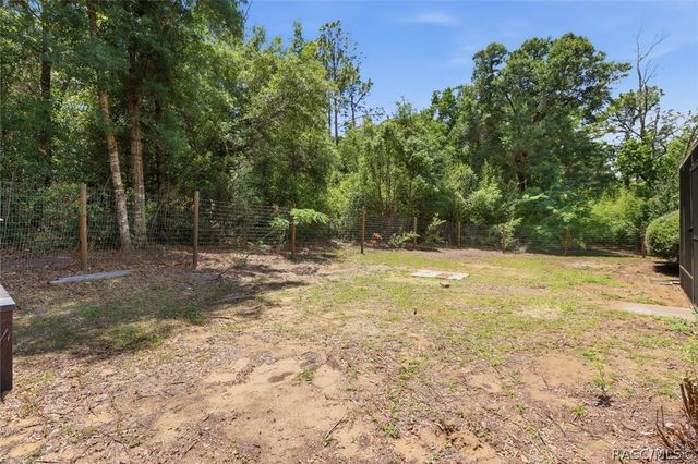 7030 E Oak Forest Street, Floral City, FL 34436