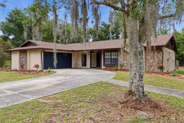 7030 E Oak Forest Street, Floral City, FL 34436