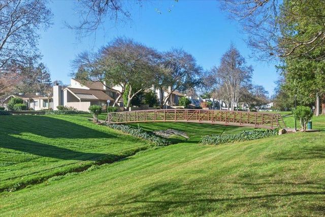 5262 Riverdale Court, Pleasanton, CA 94588