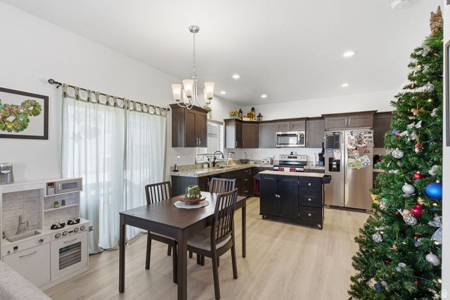 7268 N HIDDEN STEPPE BND, Eagle Mountain, UT 84005