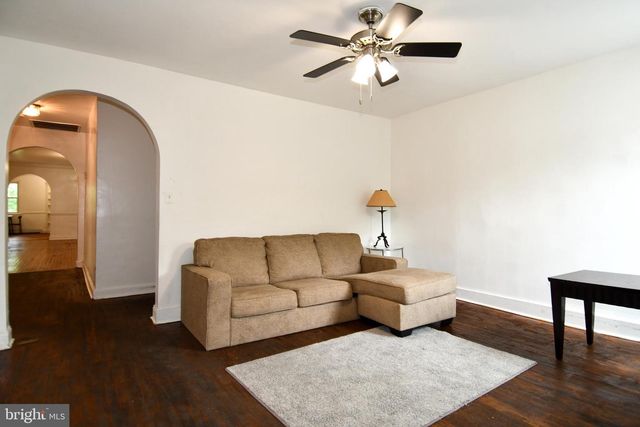 301 LOUREIRO LN, Oxon Hill, MD 20745