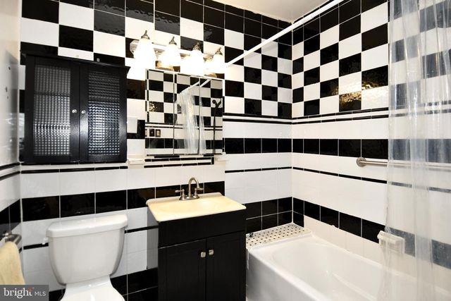 301 LOUREIRO LN, Oxon Hill, MD 20745