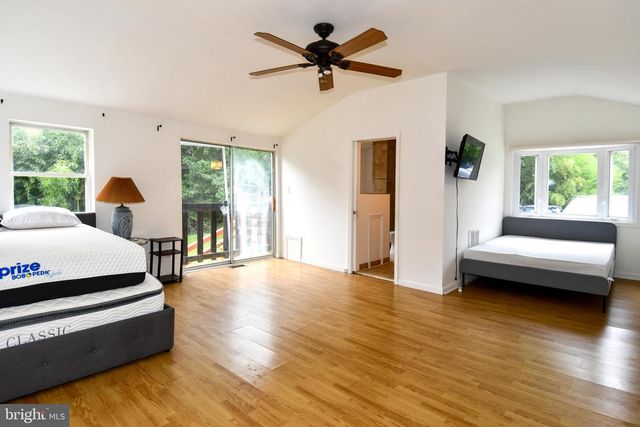 301 LOUREIRO LN, Oxon Hill, MD 20745