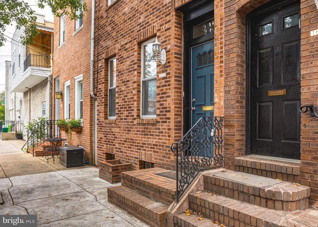 1009 DICKINSON ST, Philadelphia, PA 19147