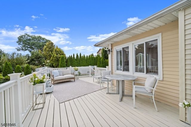 99 Normandy Rd, Clifton City, NJ 07013