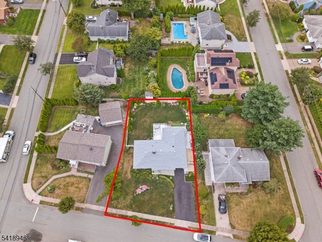 99 Normandy Rd, Clifton City, NJ 07013