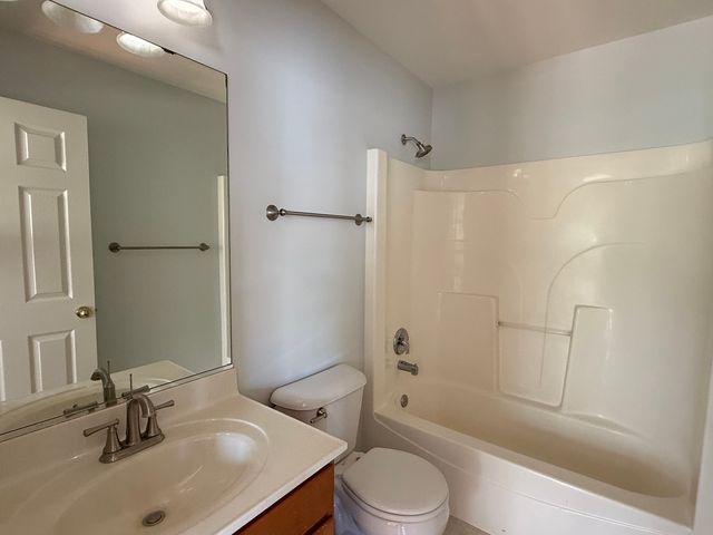 2036 Antietam Court, Aurora, IL 60503