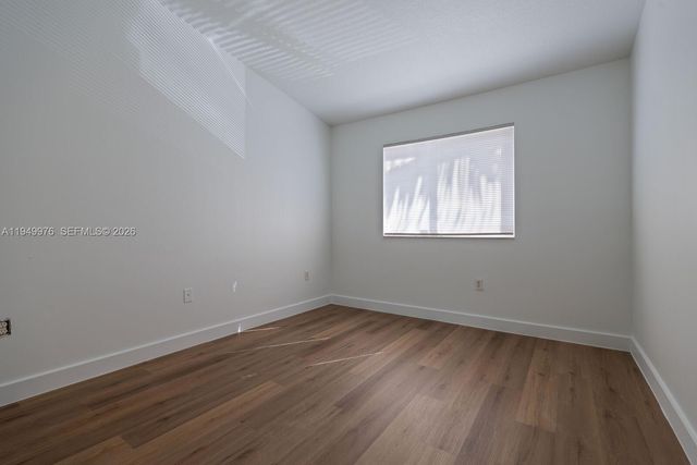 990 NE 33rd Ter 201, Homestead, FL 33033