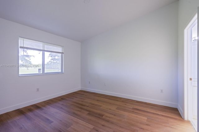 990 NE 33rd Ter 201, Homestead, FL 33033