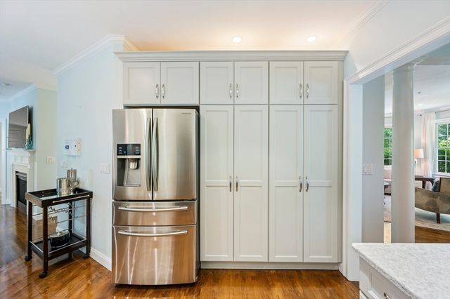 273 Victory Road 273, Quincy, MA 02171