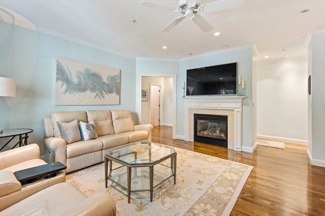 273 Victory Road 273, Quincy, MA 02171