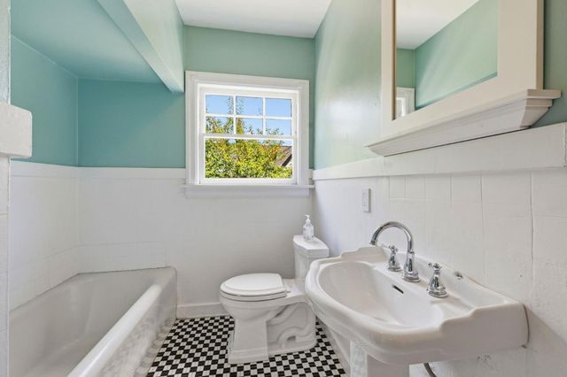 2460 Poppy Drive, Burlingame, CA 94010