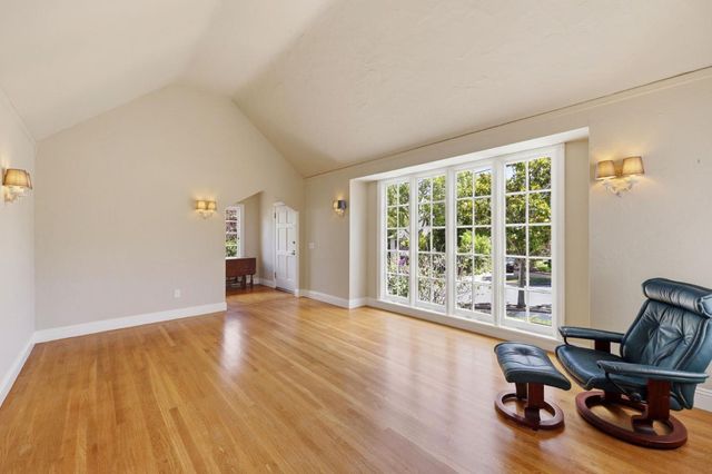 2460 Poppy Drive, Burlingame, CA 94010