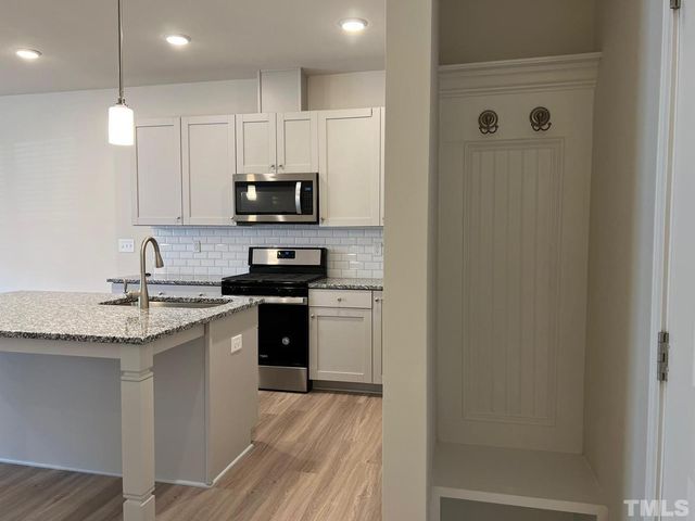 913 Robbie Jackson Lane, Fuquay Varina, NC 27526