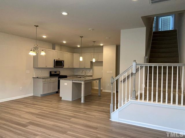913 Robbie Jackson Lane, Fuquay Varina, NC 27526