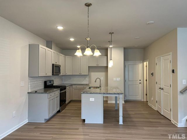 913 Robbie Jackson Lane, Fuquay Varina, NC 27526