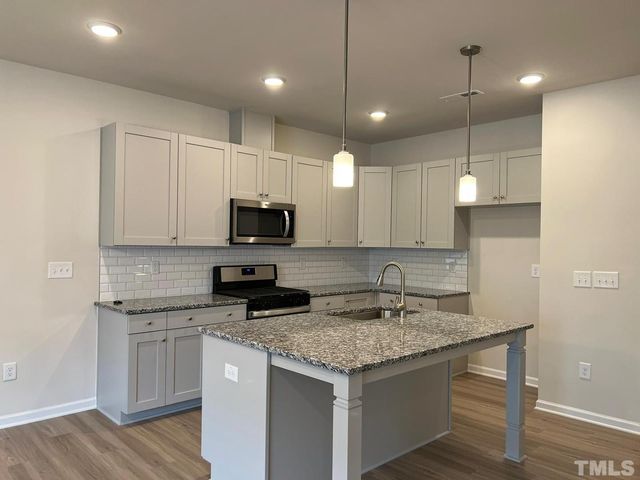 913 Robbie Jackson Lane, Fuquay Varina, NC 27526