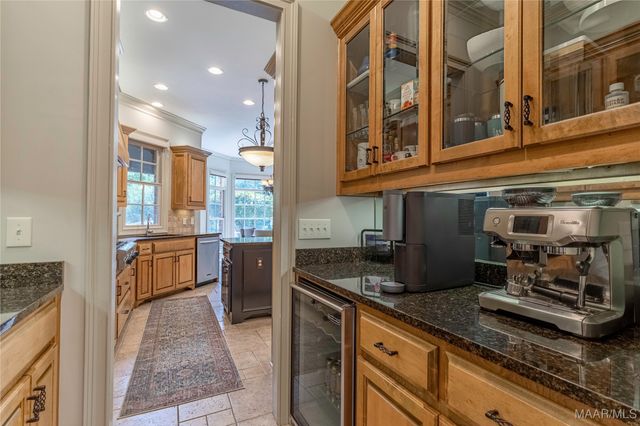 7565 Lakeridge Drive, Montgomery, AL 36117