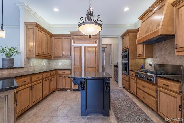 7565 Lakeridge Drive, Montgomery, AL 36117