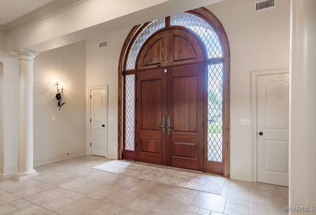 7565 Lakeridge Drive, Montgomery, AL 36117