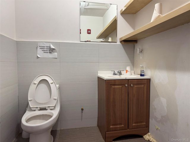 119-04 Hillside Avenue, Richmond Hill, NY 11418