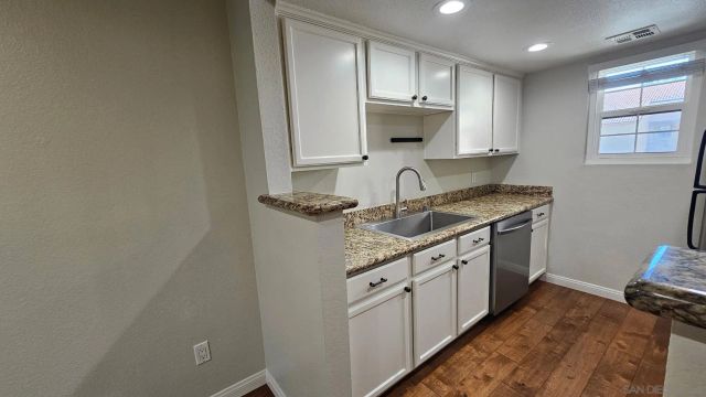 12091 Alta Carmel Ct 10, San Diego, CA 92128