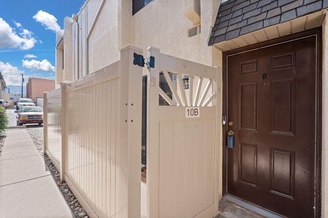 8333 COMANCHE Road NE 10B, Albuquerque, NM 87110