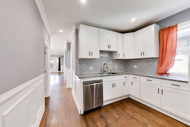 7643 S Eberhart Avenue, Chicago, IL 60619