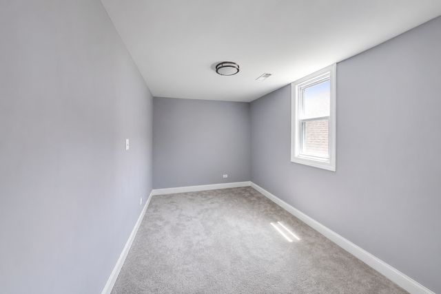 7643 S Eberhart Avenue, Chicago, IL 60619