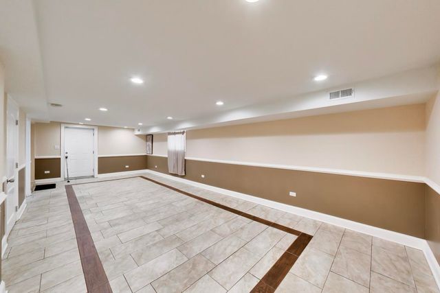 7643 S Eberhart Avenue, Chicago, IL 60619