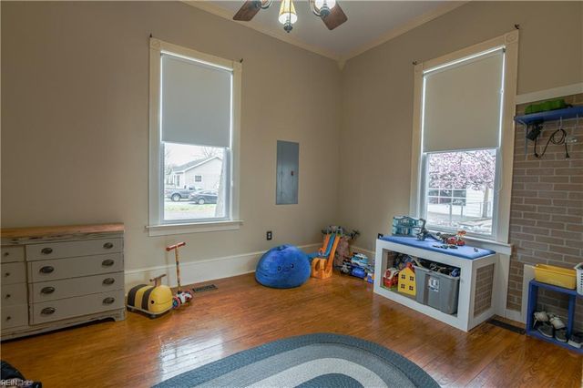 25 E Griffin ST, Windsor, VA 23487