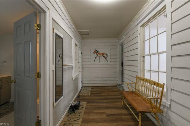 25 E Griffin ST, Windsor, VA 23487